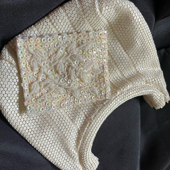 Vintage beaded purses. - Picture 6 of 13